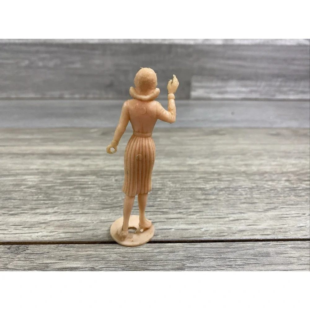Vintage Rare‎ MPC Teenettes Unpainted Woman Figure #15 for Model Kits